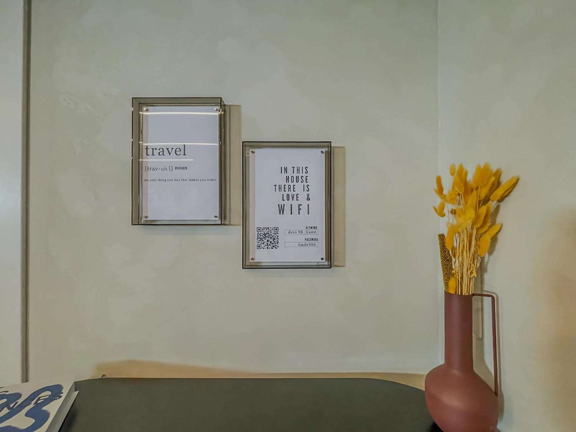 Andalsnes Underground Flat Apartment Bagian luar foto